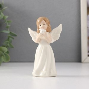 Сувенир керамика "Девочка-ангел в белом платье с розой в руках" 6х3,8х10 см