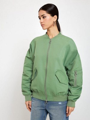 Куртка  жен. Varto зеленый