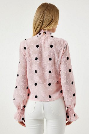 Женская блузка ярко-розового цвета из ткани в горошек TP00020