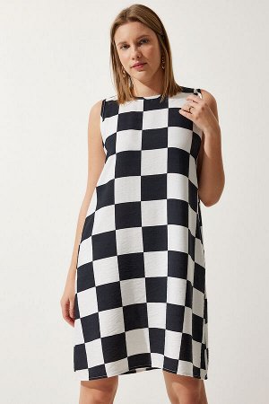 Женское летнее платье-трапеция белого и черного цвета с рисунком BV00053