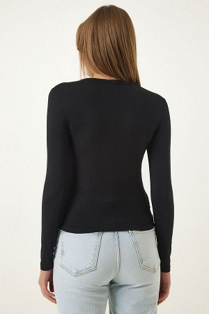Женская базовая трикотажная блузка из вискозы черного цвета с круглым вырезом RX00048