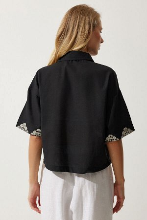 Женская черная короткая льняная рубашка с вышивкой RG00009