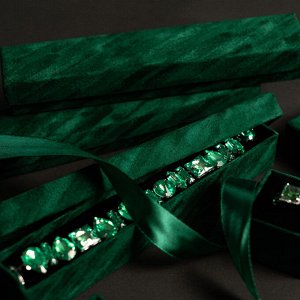 Коробочка подарочная под браслет/цепочку/часы «Бархат», 20,5x4 (размер полезной части 20,2x3,2 см), цвет зелёный