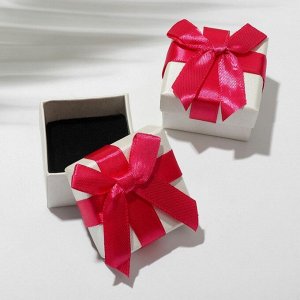 Коробочка подарочная под кольцо «Малина», 4x4, цвет бело-розовый
