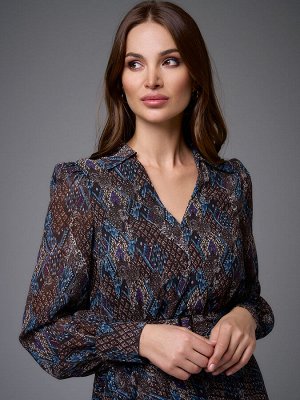 Платье Состав
100% ПЭ Состав подкладки: 100% ПЭ
Цвет
синий
Платье

отрезное по линии талии, на резинке;
рукав втачной, длинный, низ рукава обработан манжетой на петли пуговицы;
горловина V-образная, с