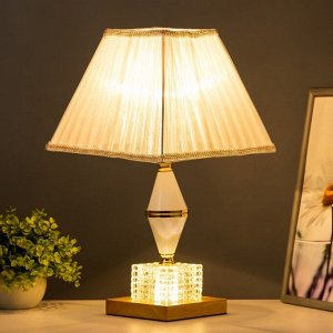 Настольная лампа "Шанта" Е27 40Вт бело-золотой 23х23х41 см RISALUX