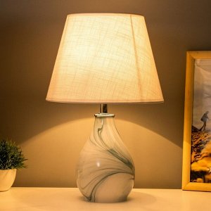 Настольная лампа "Фьюжн" E14 40Вт белый 25х25х39 см RISALUX