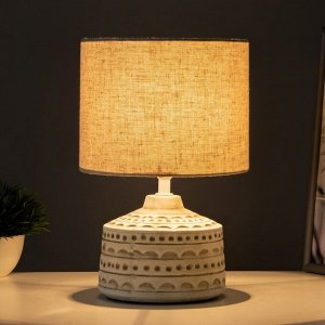 Настольная лампа «Асенди» Е14 40 Вт белый 15x15x25 см RISALUX