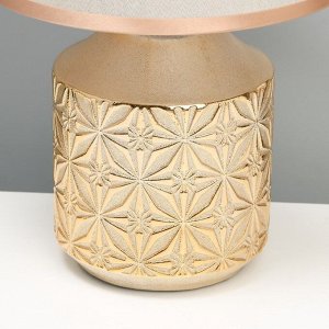 Настольная лампа "Анрия" Е14 40Вт золото 20х20х32 см