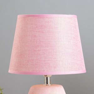 Настольная лампа "Алира" Е14 40Вт розовый 20х20х33 см RISALUX