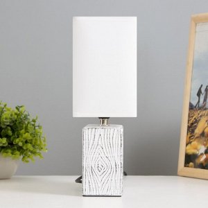 Настольная лампа "Норма" Е14 40Вт белый 17,5х10,5х28,5 см RISALUX
