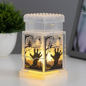 Фигурка светящаяся RISALUX «Хэллоуин», LED-ночник, 1 Вт, 3xLR44, 6x6x10.5 см, МИКС