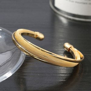 Набор женских украшений - часы и браслет в золотом цвете