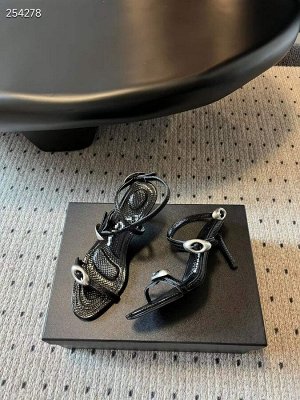 Босоножки женские кожаные