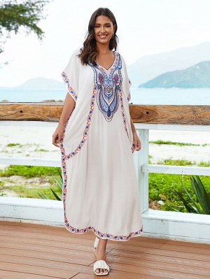 Женское макси-платье с разноцветной вышивкой, цвет белый