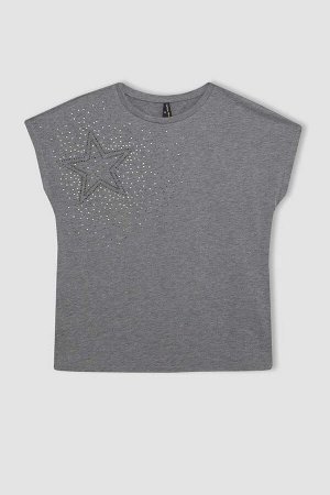 Традиционная футболка с коротким рукавом и круглым вырезом со звездами