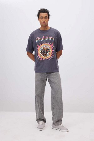 Моющаяся футболка Ramones унисекс с круглым вырезом сзади и короткими рукавами с принтом и эффектом выцветания