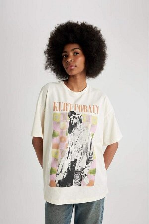 Унисекс Курт Кобейн Oversize-футболка с круглым вырезом и короткими рукавами