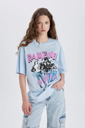 Ramones Oversize-футболка с круглым вырезом и короткими рукавами с принтом