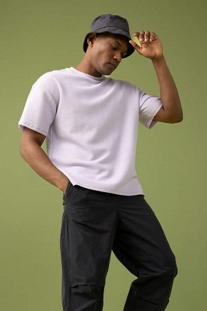 Базовая футболка Comfort Fit с круглым вырезом и короткими рукавами