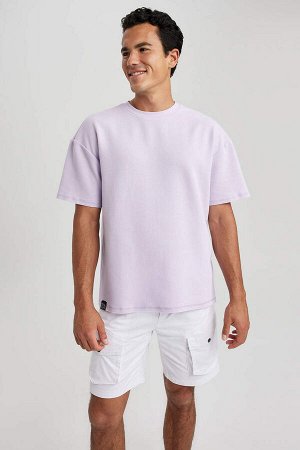 Базовая футболка Comfort Fit с круглым вырезом и короткими рукавами
