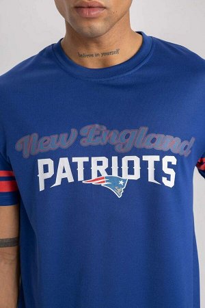 DeFactoFit Футболка стандартного кроя с круглым вырезом и короткими рукавами NFL New England Patriots