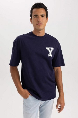 Удобная футболка из 100% хлопка с короткими рукавами и принтом на спине Йельского университета
