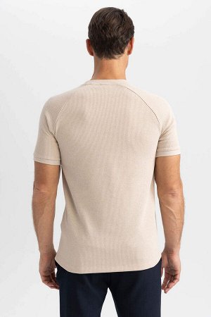 Базовая футболка Modern Fit с круглым вырезом и короткими рукавами