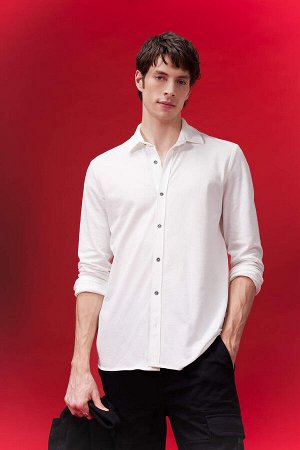 Рубашка обычного кроя из чесаного хлопка с длинными рукавами