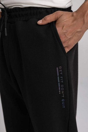 Спортивные штаны для джоггеров стандартного кроя DeFactoFit