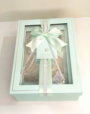 Коробка подарочная "Best Wishes" с окном и наполнителем