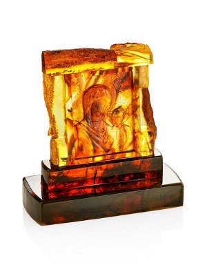 Икона Божией Матери, вырезанная на натуральном формованном янтаре «Казанская»