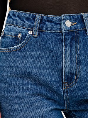 Брюки женские джинсовые в синем цвете