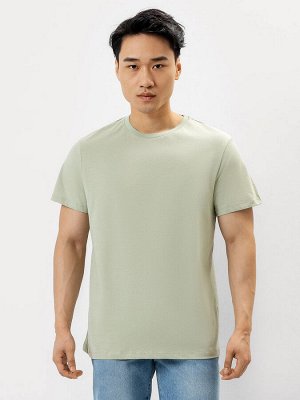 Хлопковая прямая футболка в пыльно-зеленом оттенке