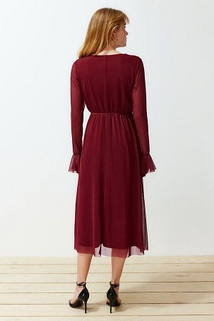 Бордовое трикотажное платье миди из тюля с V-образным вырезом и оборками на подкладке