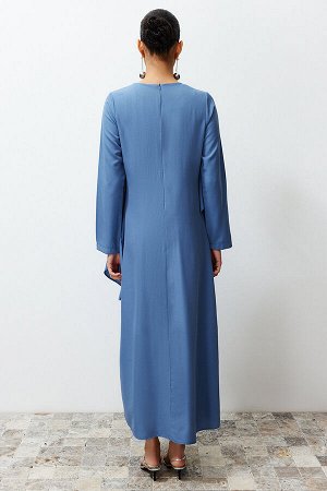Синее однотонное  платье с деталями из аллера