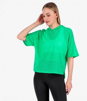 Топ Ментол
Женская футболка свободного кроя с капюшоном.
Материал:
microMeryl (сетка) - "дышащая", легкая и эластичная разновидность сетки с ярко выраженной овальной ячеистой структурой. Имеет легкую 