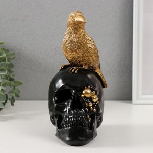 Фигурка полистоун «Птица на черном черепе», 9.5x14x21 см