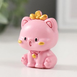 Фигурка полистоун «Кошечка с золотым колокольчиком», 2x3x5 см, МИКС