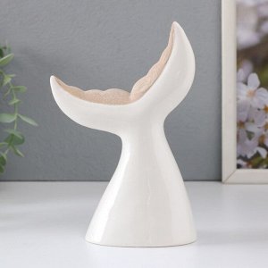 Сувенир керамика "Хвост кита" песочно-белый 11,4х6х17,3 см