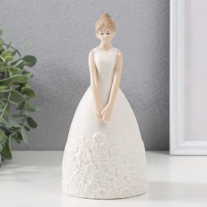 Фигурка керамика «Невеста перед свадьбой», 19x10x9.5 см