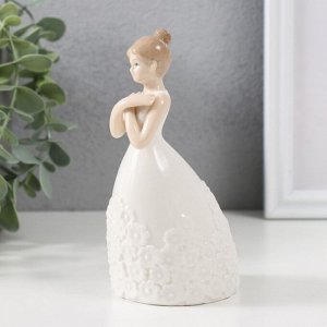 Сувенир керамика "Невеста перед свадьбой" 14х7,5х6,5 см