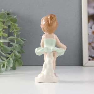 Сувенир керамика "Маленькая балерина в зелёной пачке" 7,5х4,5х12 см