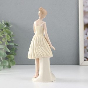 Сувенир керамика "Балерина в жёлтом платье" 6,5х6,5х17 см
