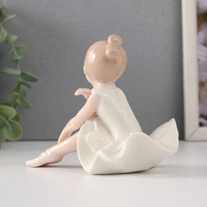 Сувенир керамика "Юная балерина после репетиции" 8,5х12,5х10 см