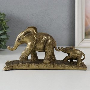 Фигурка полистоун «Слониха со слонёнком на прогулке», 21x8x10.8 см
