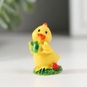 Фигурка полистоун «Цыплёнок на травке», 2x2x3.2 см, МИКС