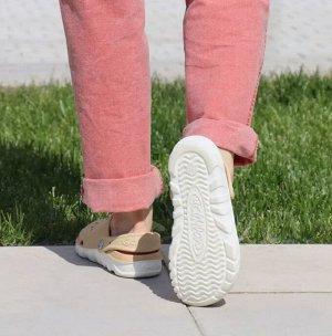 Обувь женская пляжная Сабо двухцветные с белой подошвой цвет Песочный