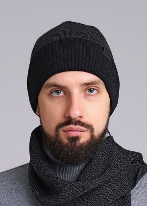 Шапка Артикул поставщика: 433851аш флис
Состав: 70% акрил, 30% шерсть
Сезон: Осень, Зима
Год: 2024
Страна: Россия

Мужская шапка с отворотом жаккардового переплетения, декорирована нашивкой логотип.
