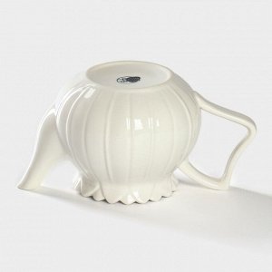 Чайник фарфоровый заварочный на подставке из бамбука BellaTenero «Тюльпан», 700 мл, цвет белый